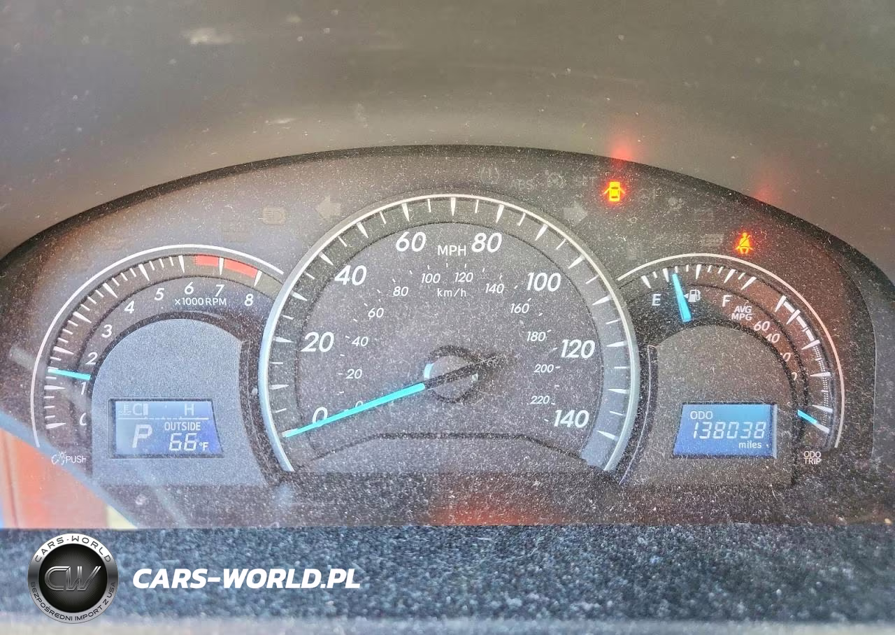 2014 Toyota Camry Le VIN:4T4BF1FK8ER373326 - 9