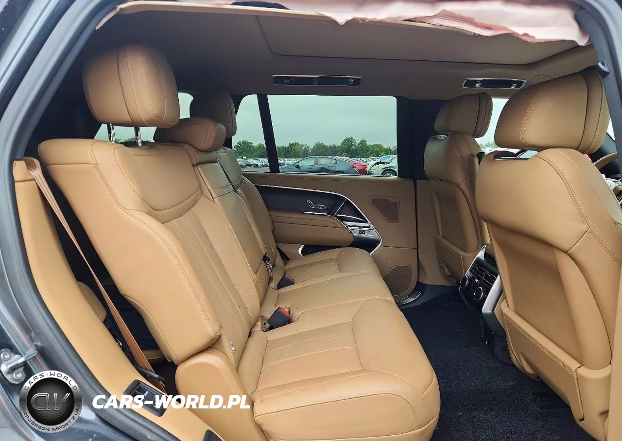 2025 Land Rover Range Rover Se VIN:SALKPBE92SA274409 - 11