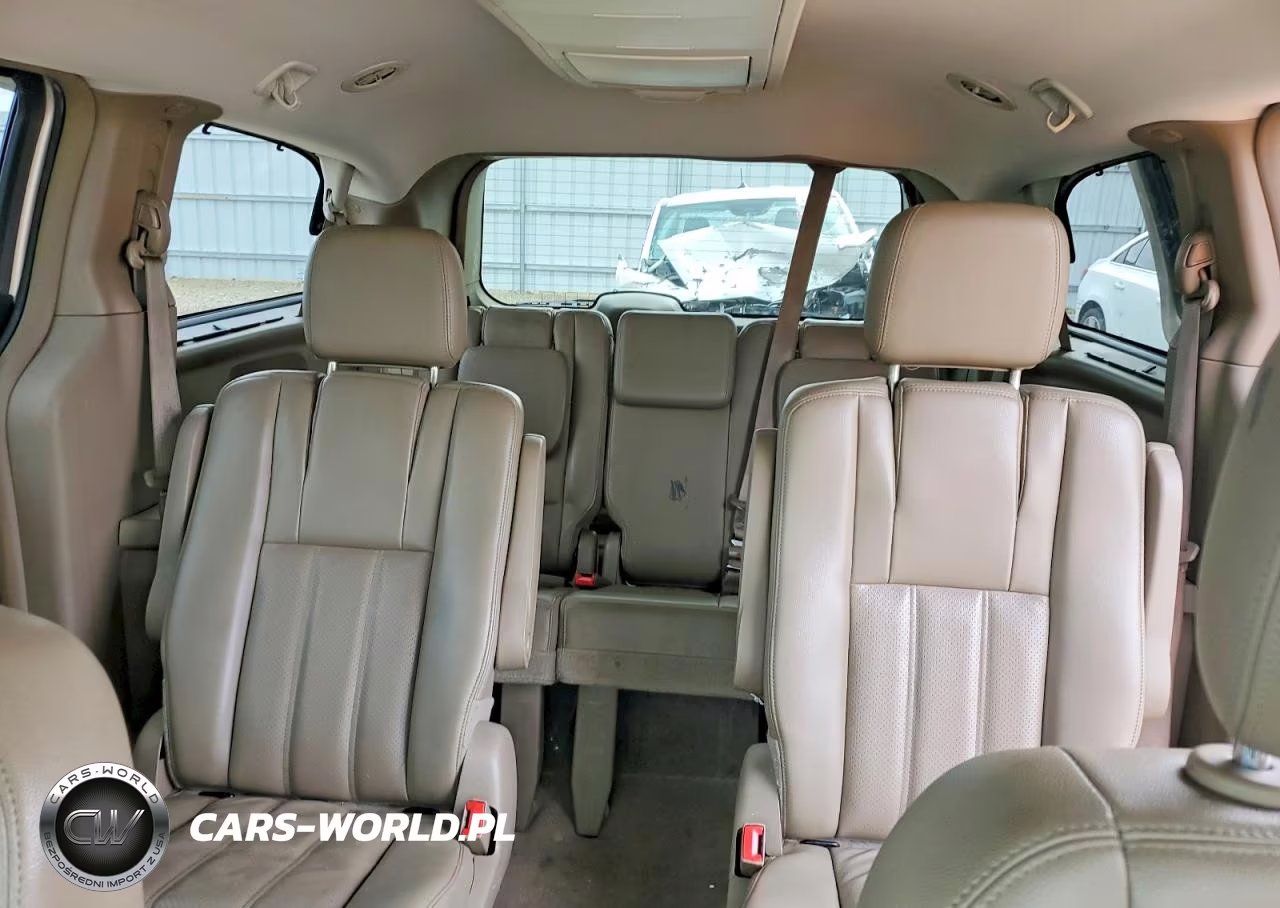 2013 Chrysler Town & Country Touring L VIN:2C4RC1CG4DR677206 - 10