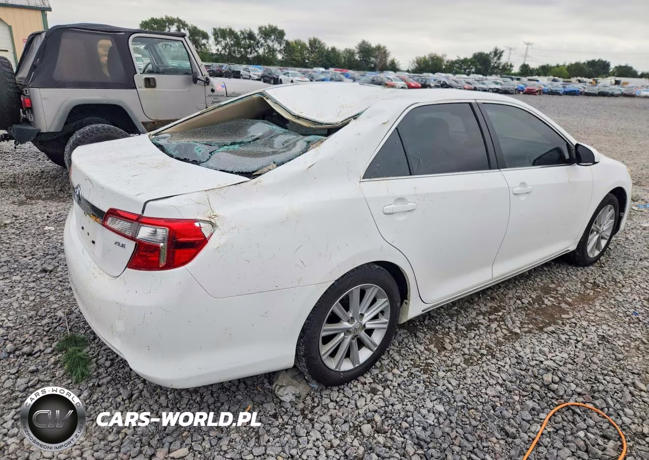 2013 Toyota Camry Xle VIN:4T4BF1FK0DR289323 - 3