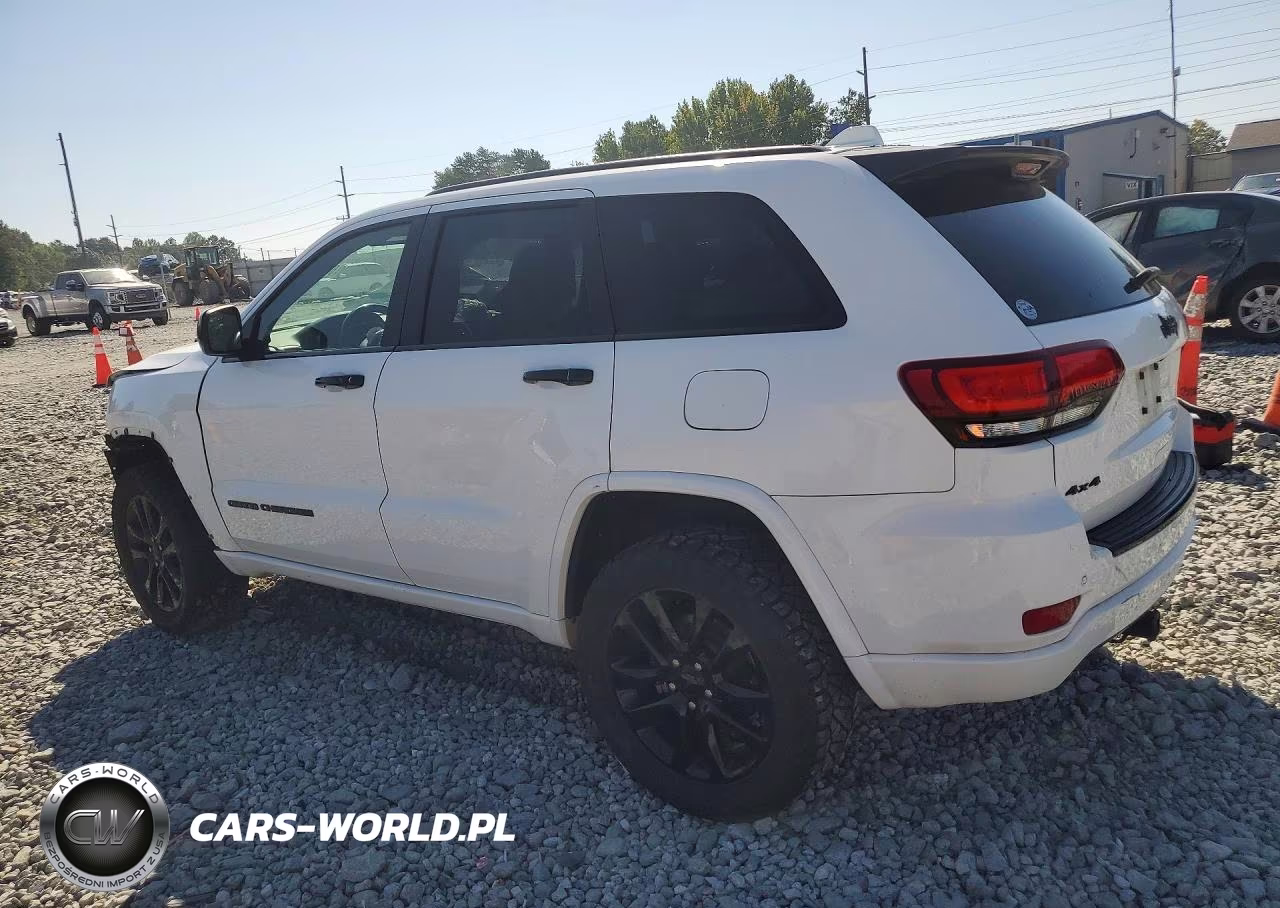 2018 Jeep Grand Cherokee Laredo VIN:1C4RJFAG1JC432745 - 2