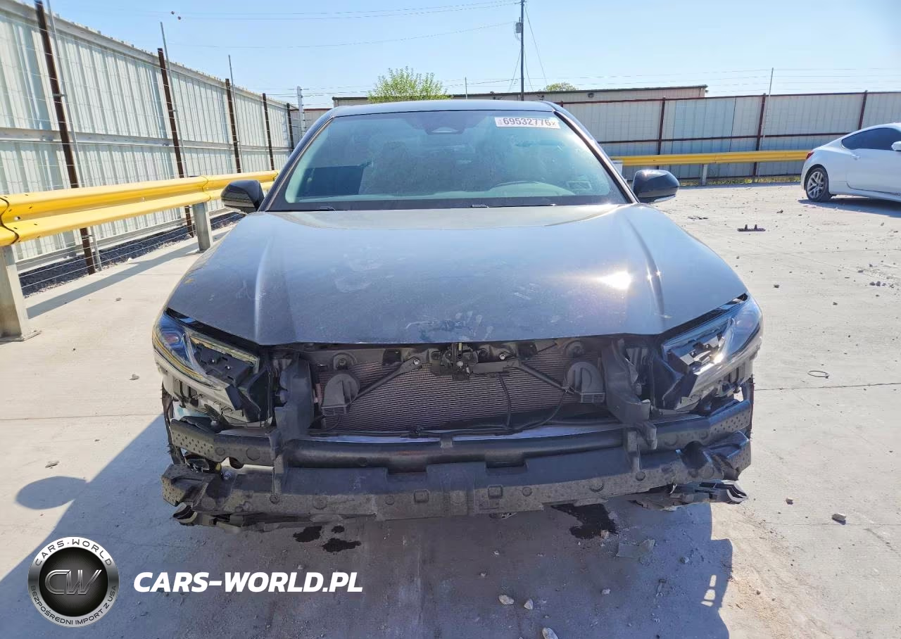2026 Toyota Camry Se VIN:4T1DAACK8TU283208 - 5