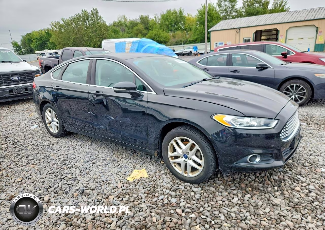 2015 Ford Fusion Se VIN:3FA6P0HD4FR262194 - 4