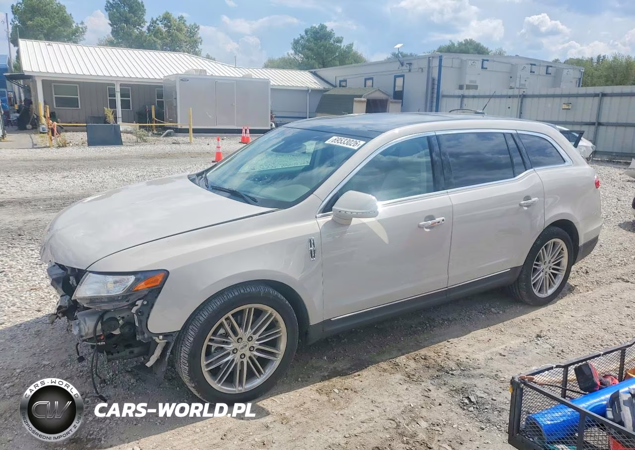 2019 Lincoln Mkt VIN:2LMHJ5AT2KBL00727 - 1