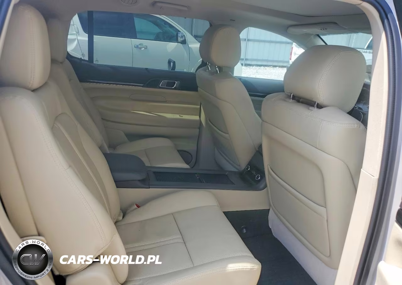 2019 Lincoln Mkt VIN:2LMHJ5AT2KBL00727 - 11