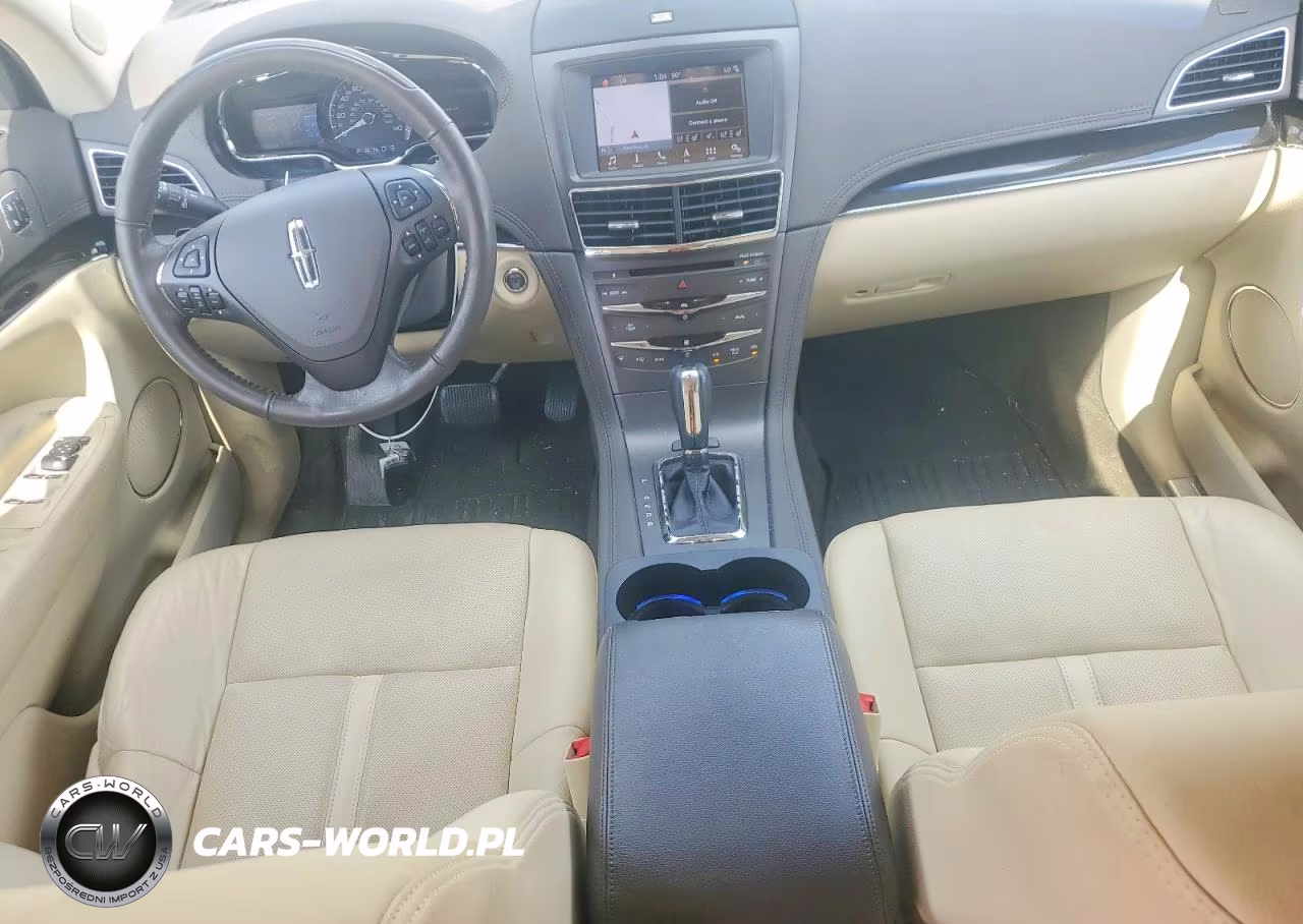 2019 Lincoln Mkt VIN:2LMHJ5AT2KBL00727 - 8