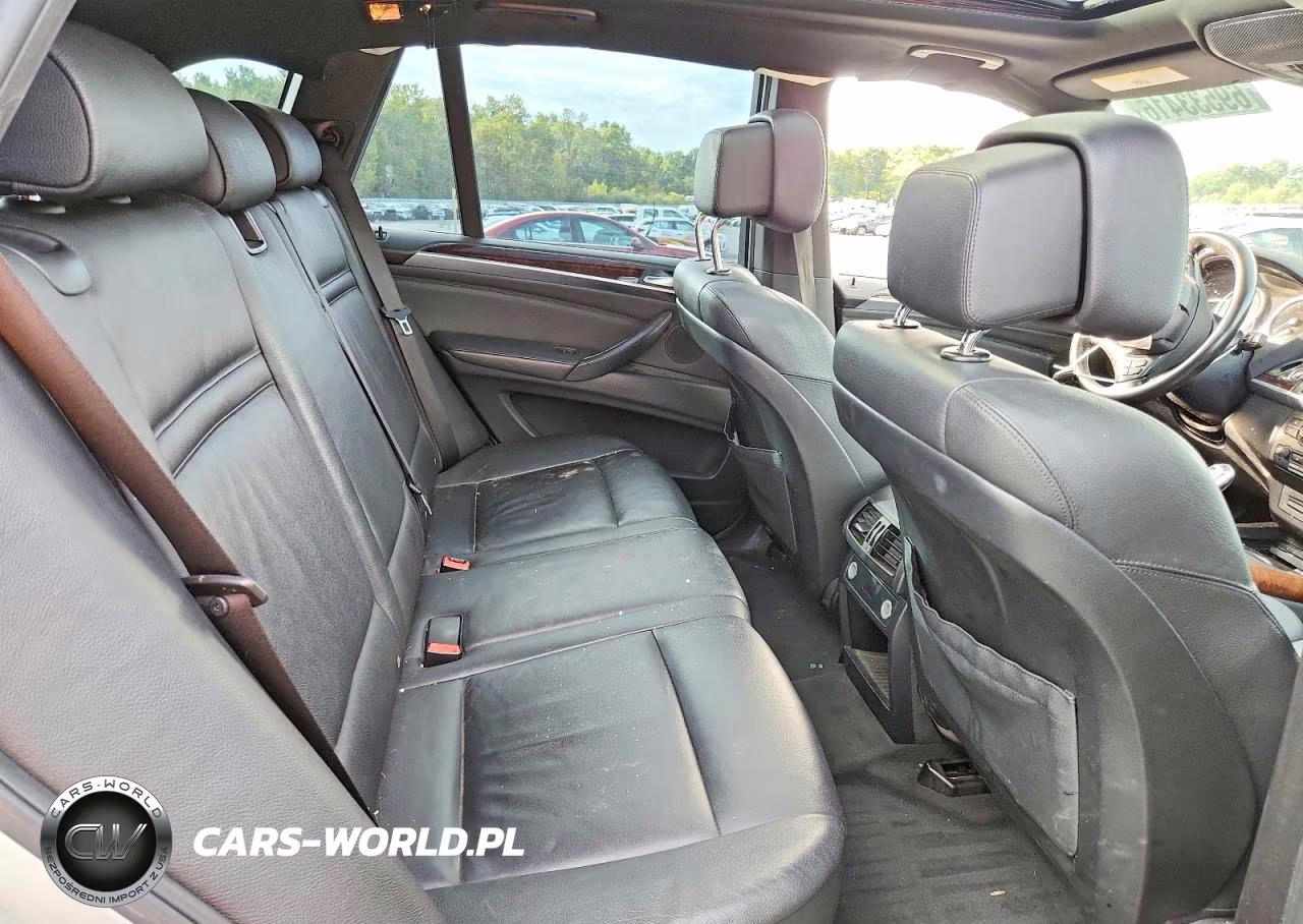 2012 BMW X5 xDrive35I VIN:5UXZV4C58CL748861 - 11