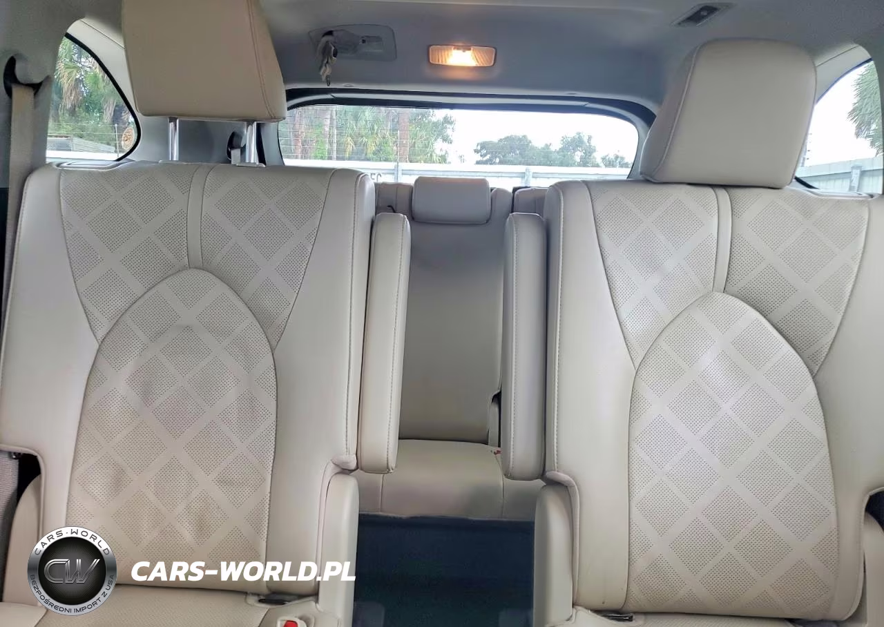 2020 Toyota Highlander Hybrid Platinum VIN:5TDEBRCH9LS005110 - 10
