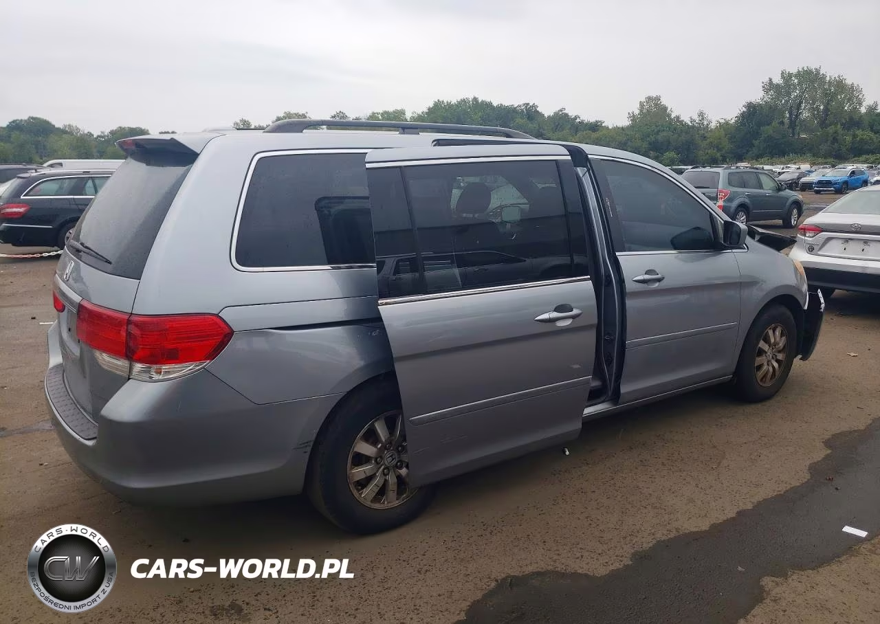 2010 Honda Odyssey Exl VIN:5FNRL3H65AB002631 - 3
