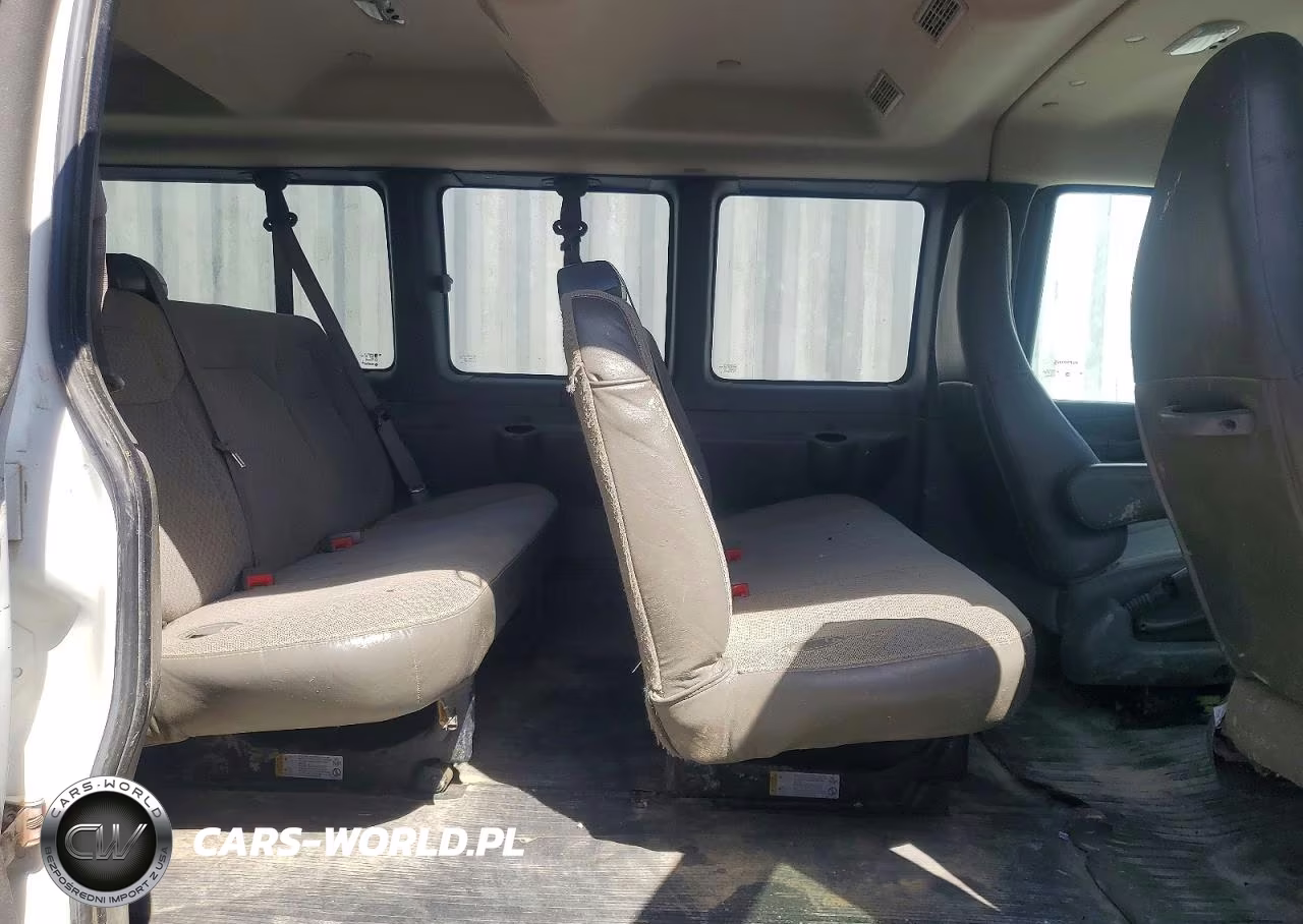 2018 Chevrolet Express G3500 Lt VIN:1GAZGPFG9J1329896 - 11