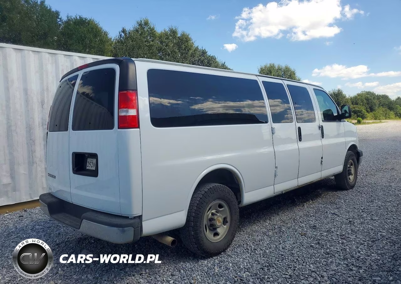 2018 Chevrolet Express G3500 Lt VIN:1GAZGPFG9J1329896 - 3