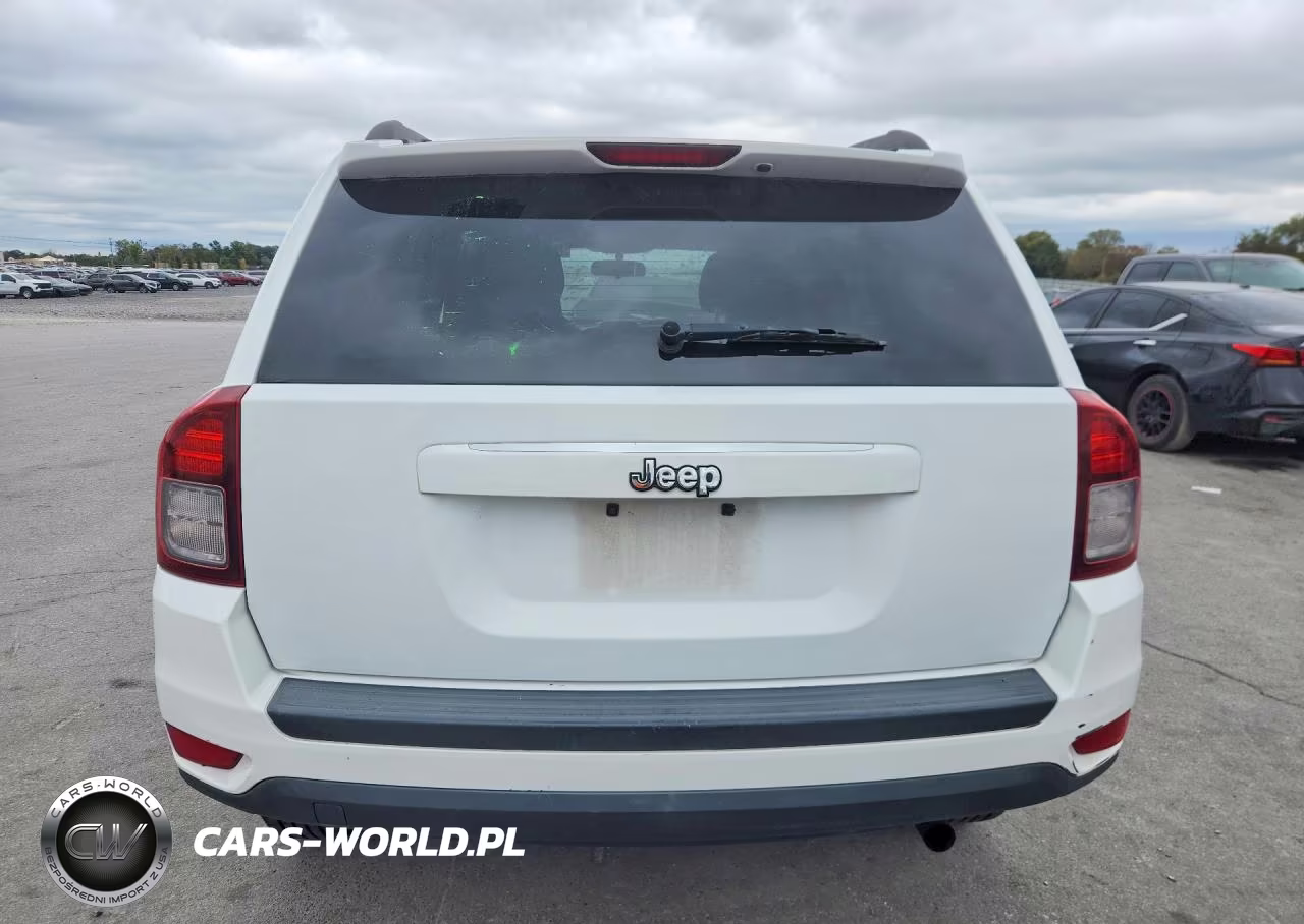 2015 Jeep Compass Sport VIN:1C4NJCBA8FD366901 - 6