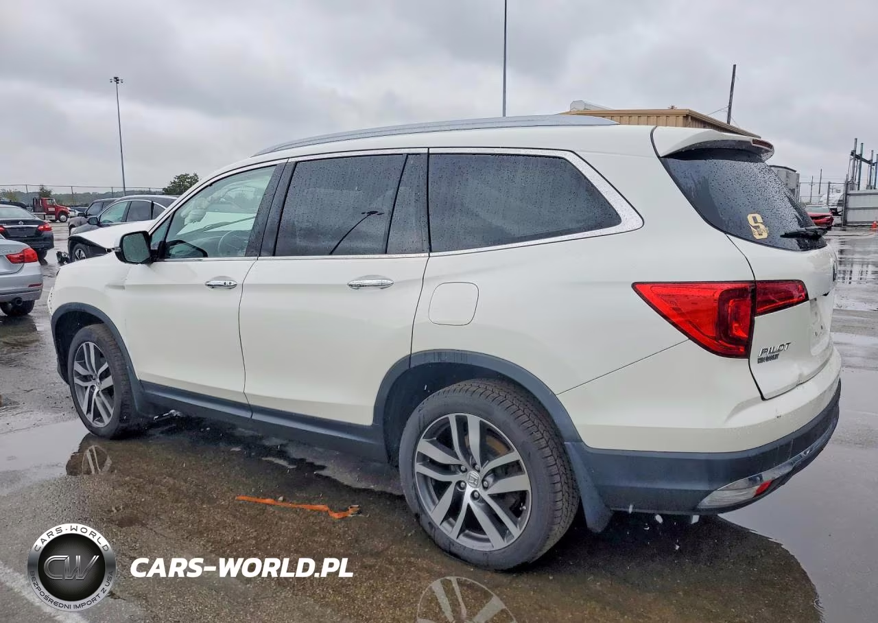 2017 Honda Pilot Touring VIN:5FNYF6H95HB017929 - 2