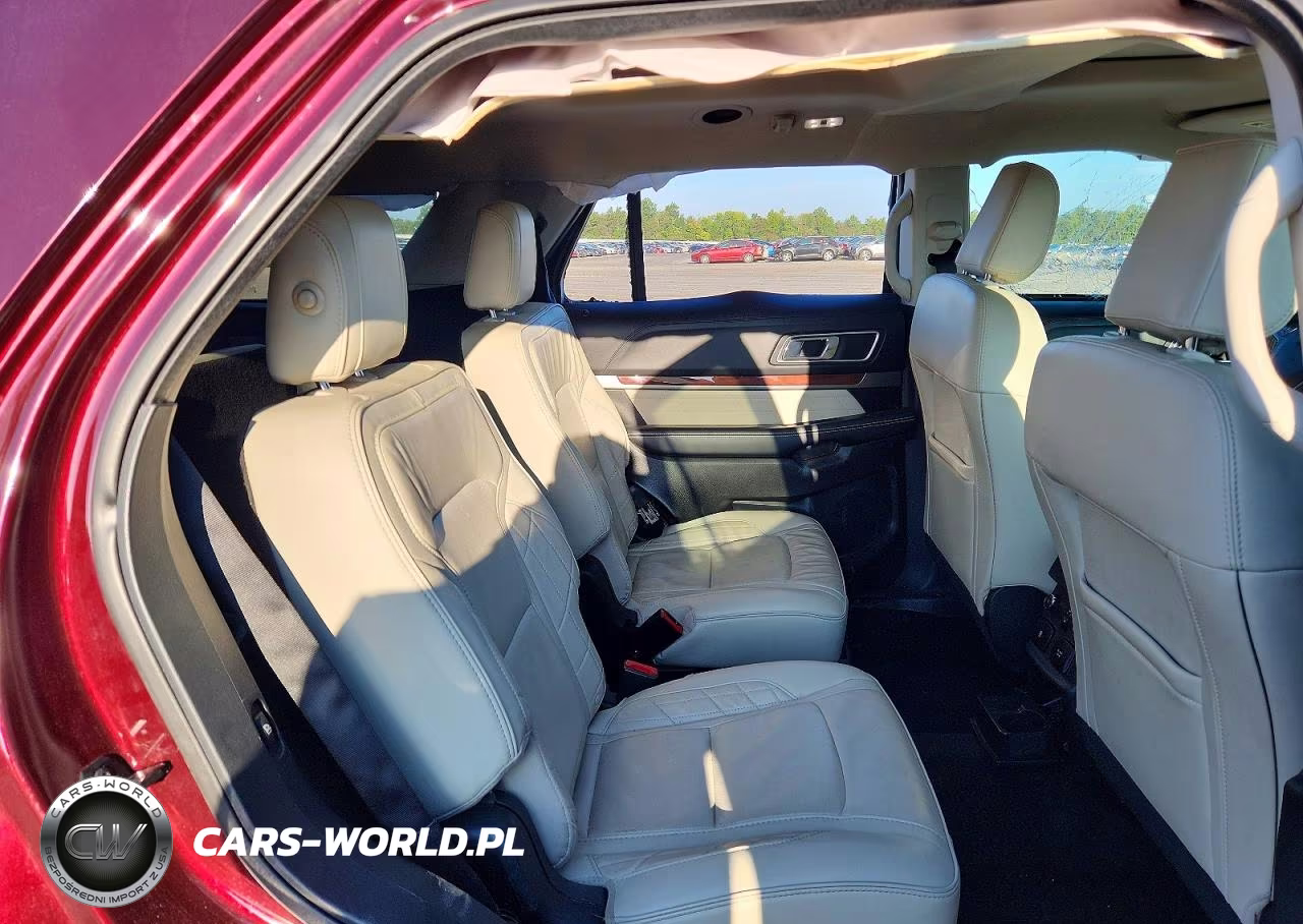 2018 Ford Explorer Platinum VIN:1FM5K8HT3JGB29948 - 11