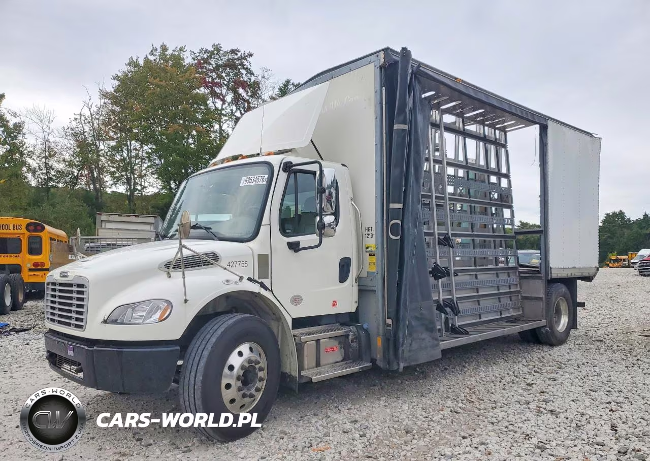 2022 Freightliner M2 106 Med - Box Truck