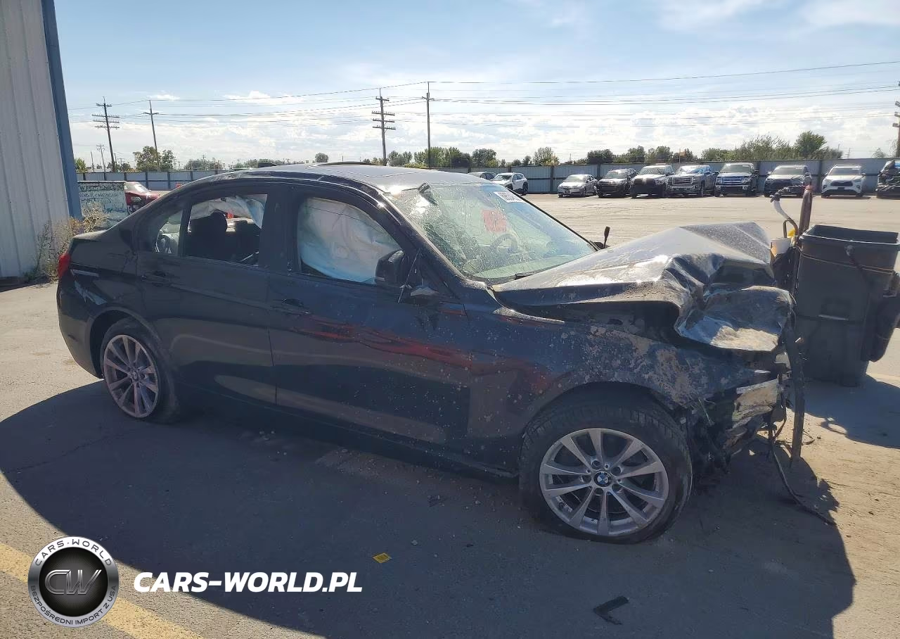2018 BMW 320 Xi VIN:WBA8E5G57JNV02380 - 4