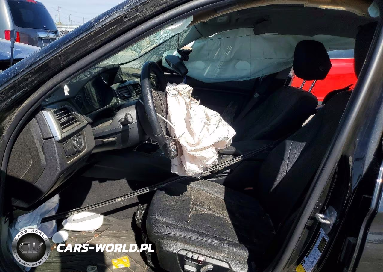 2018 BMW 320 Xi VIN:WBA8E5G57JNV02380 - 7