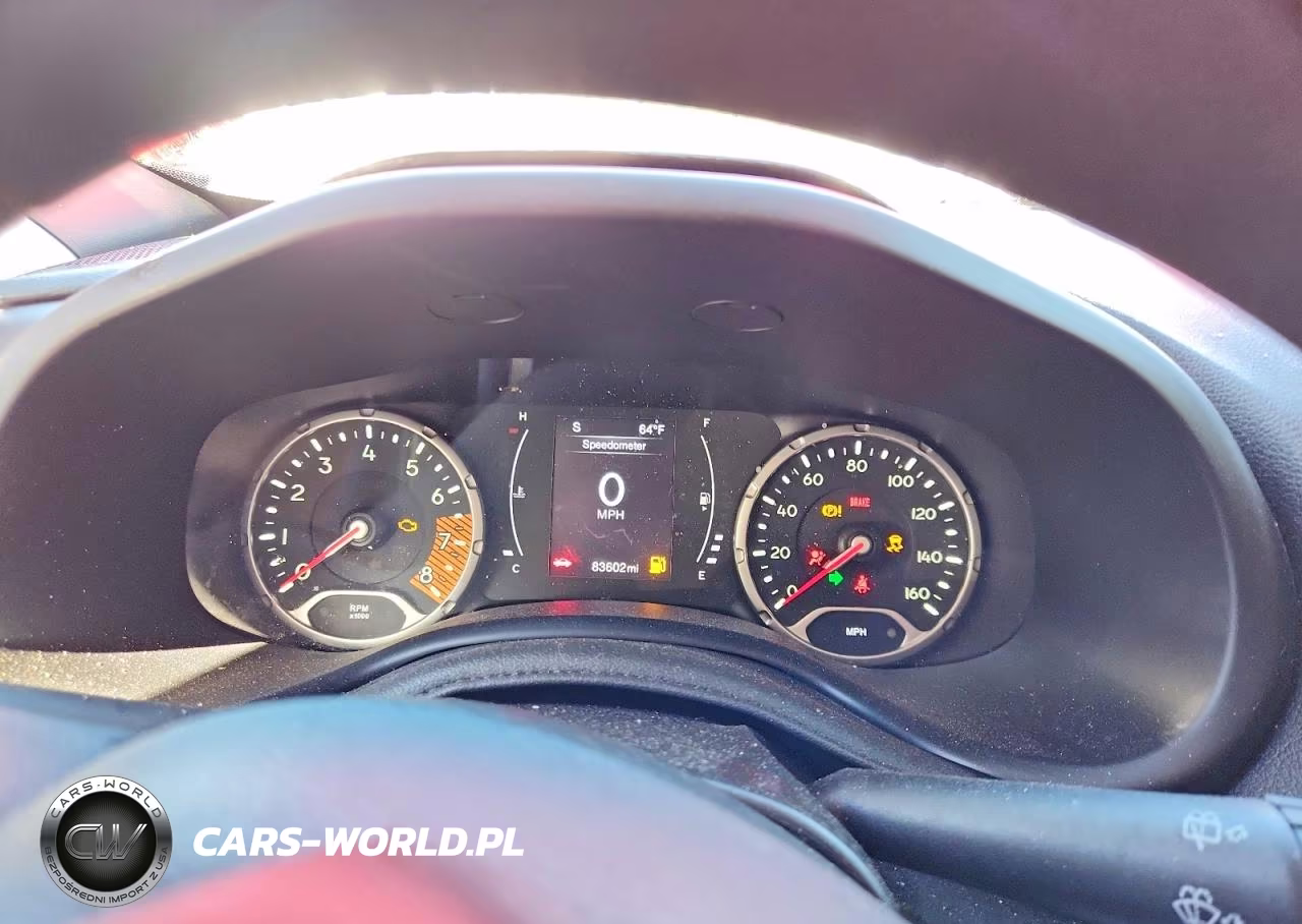 2023 Jeep Renegade Latitude VIN:ZACNJDB10PPP63282 - 9