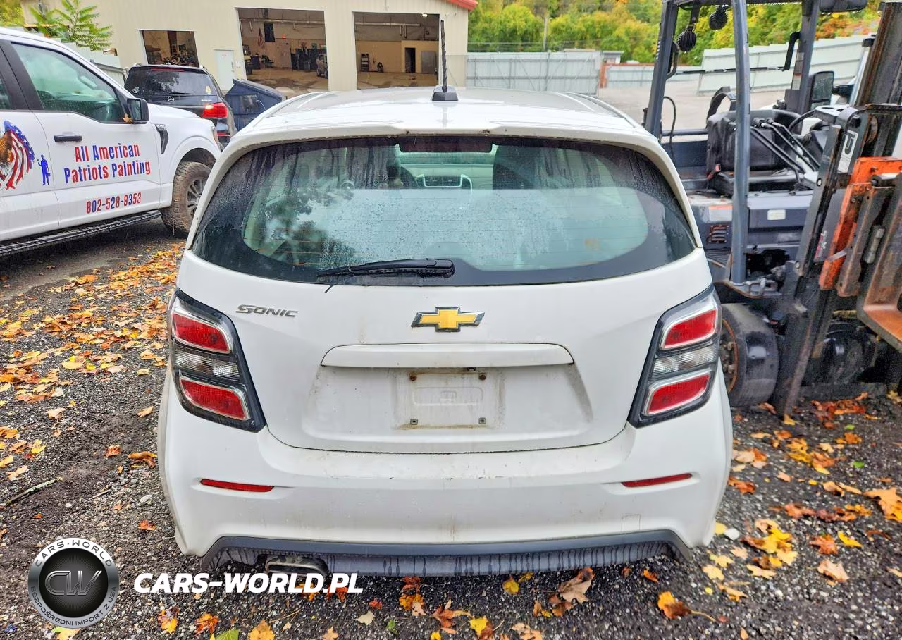 2020 Chevrolet Sonic VIN:1G1JG6SB3L4104277 - 6