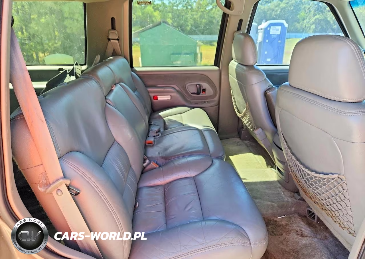 1999 Chevrolet Tahoe K1500 VIN:1GNEK13R2XJ344196 - 11