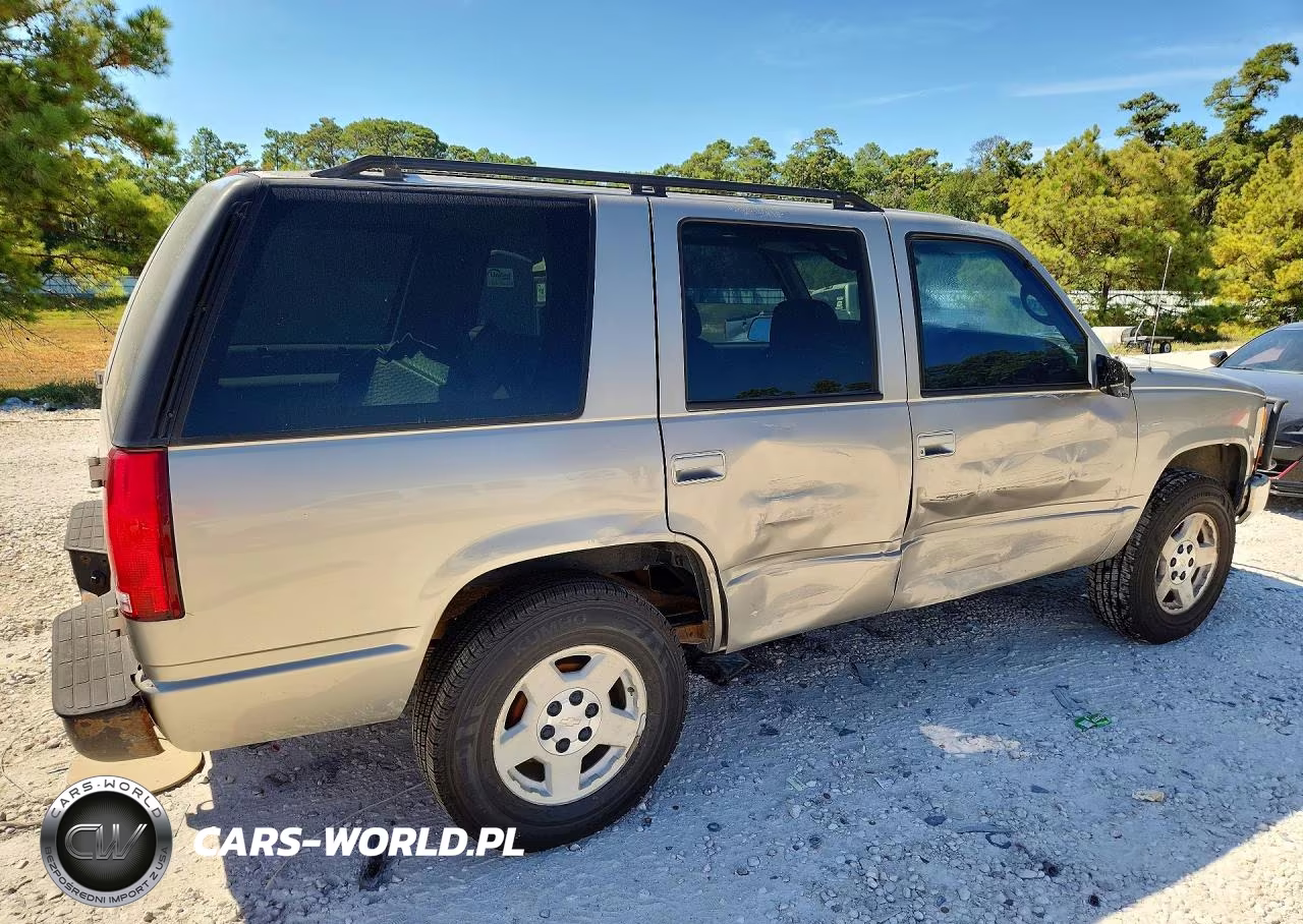 1999 Chevrolet Tahoe K1500 VIN:1GNEK13R2XJ344196 - 3