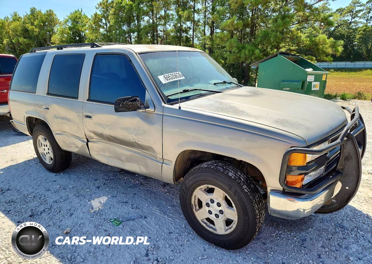 1999 Chevrolet Tahoe K1500 VIN:1GNEK13R2XJ344196 - 4