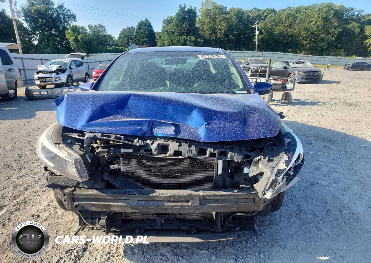 2018 Kia Forte Lx VIN:3KPFK4A73JE197455 - 5