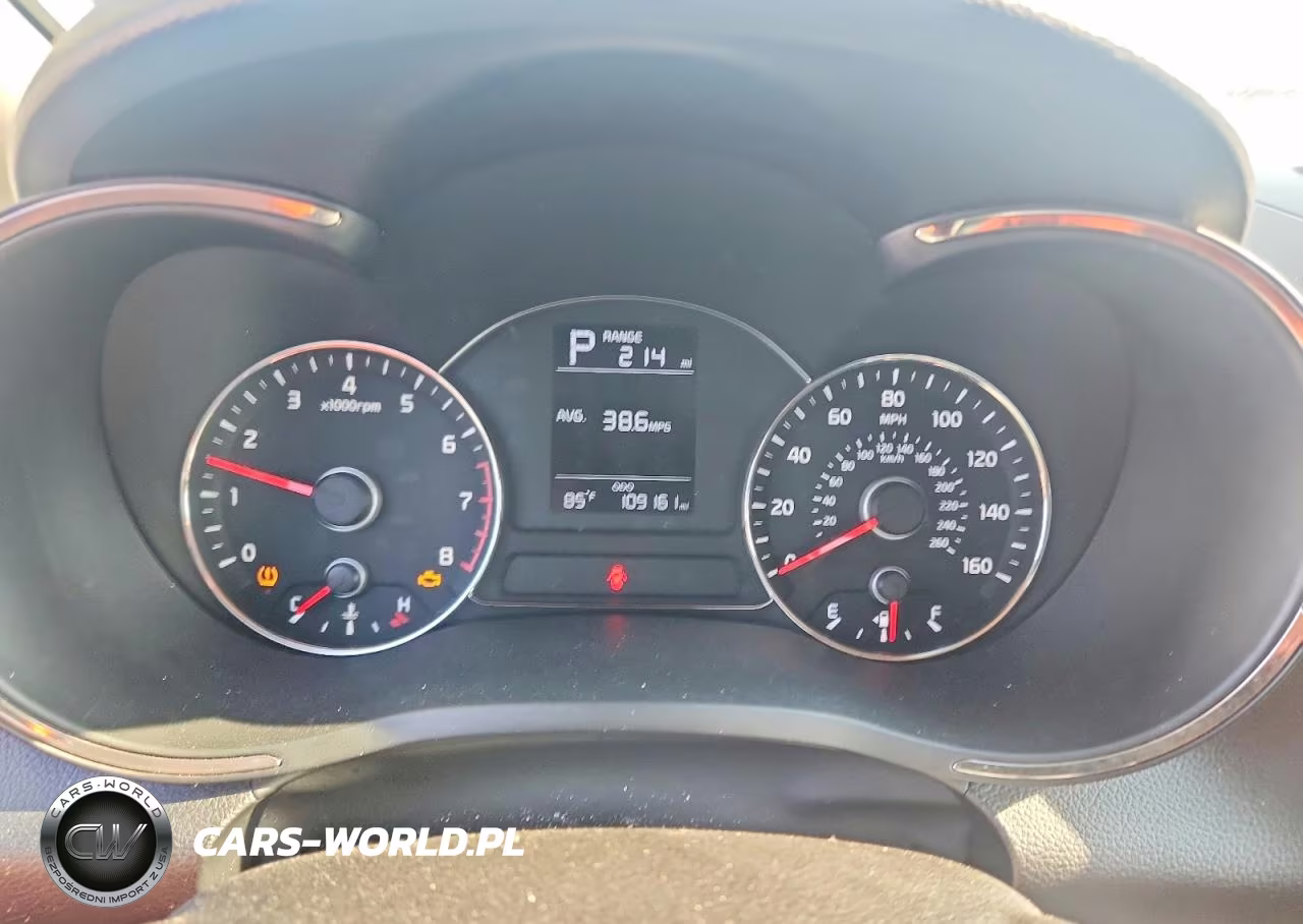 2018 Kia Forte Lx VIN:3KPFK4A73JE197455 - 9