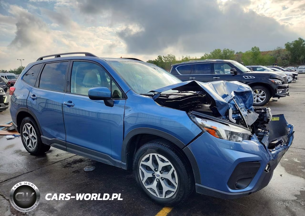 2020 Subaru Forester Premium VIN:JF2SKAJC9LH509223 - 4