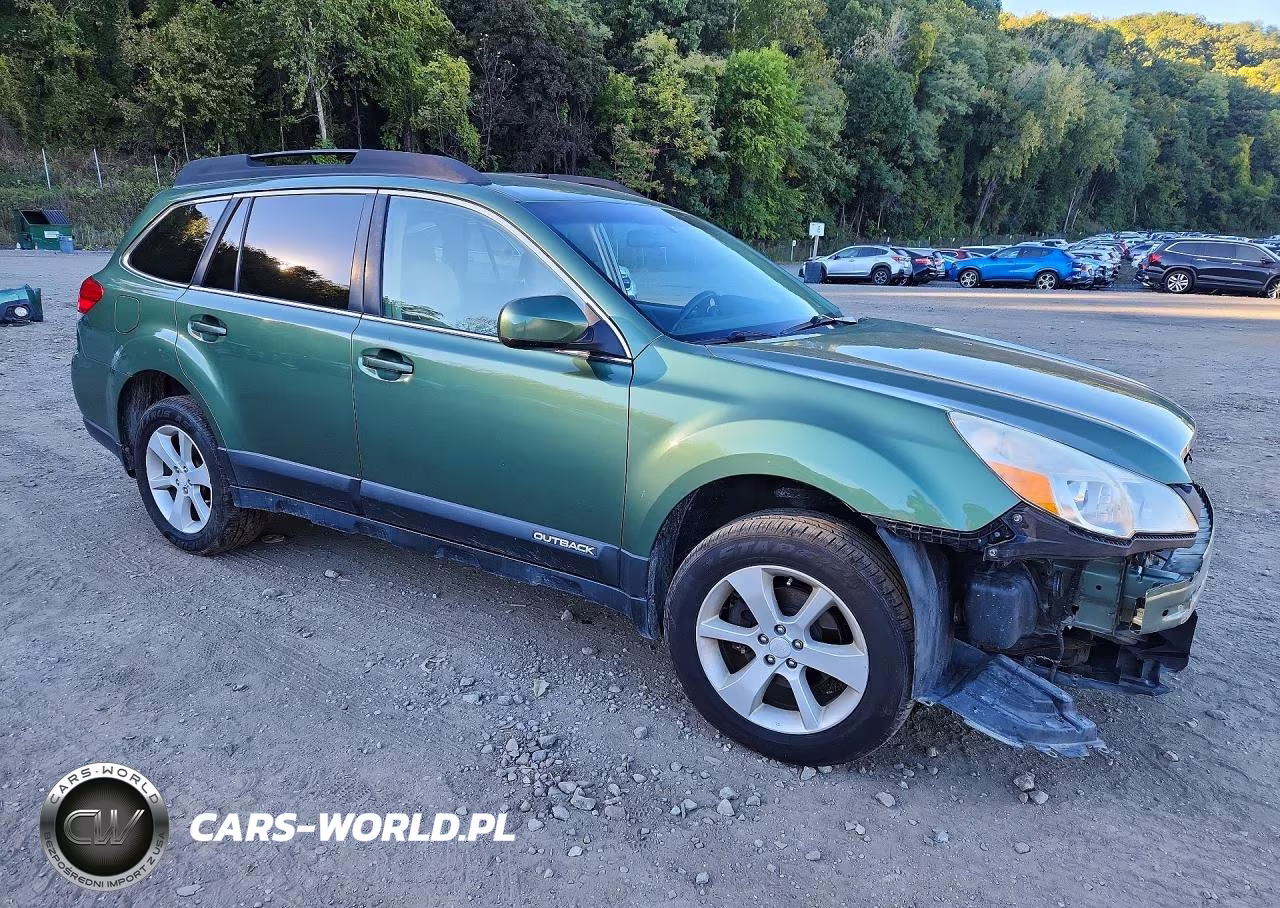 2014 Subaru Outback 2.5I Premium VIN:4S4BRBCC3E3216684 - 4