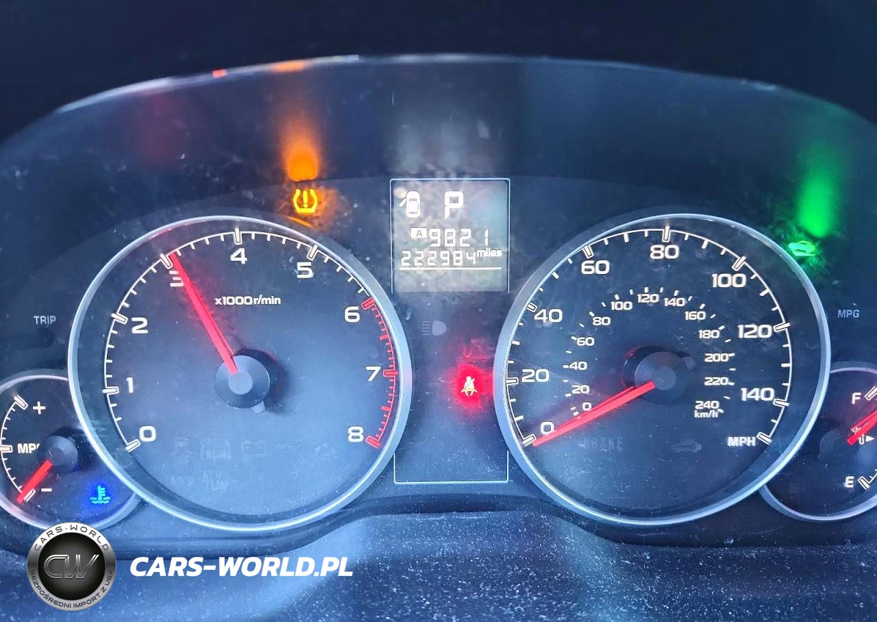 2014 Subaru Outback 2.5I Premium VIN:4S4BRBCC3E3216684 - 9