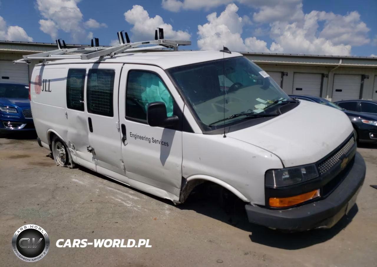 2023 Chevrolet Express G2500 VIN:1GCWGAFPXP1121154 - 4