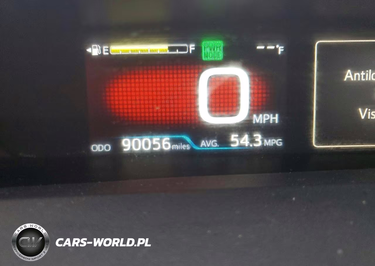 2016 Toyota Prius Four VIN:JTDKARFU5G3527013 - 9