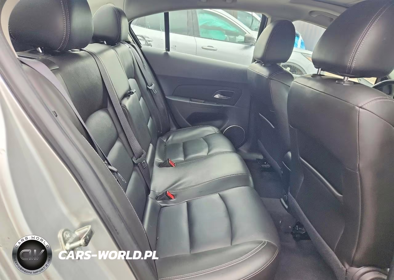 2015 Chevrolet Cruze Ltz VIN:1G1PG5SB2F7152943 - 10