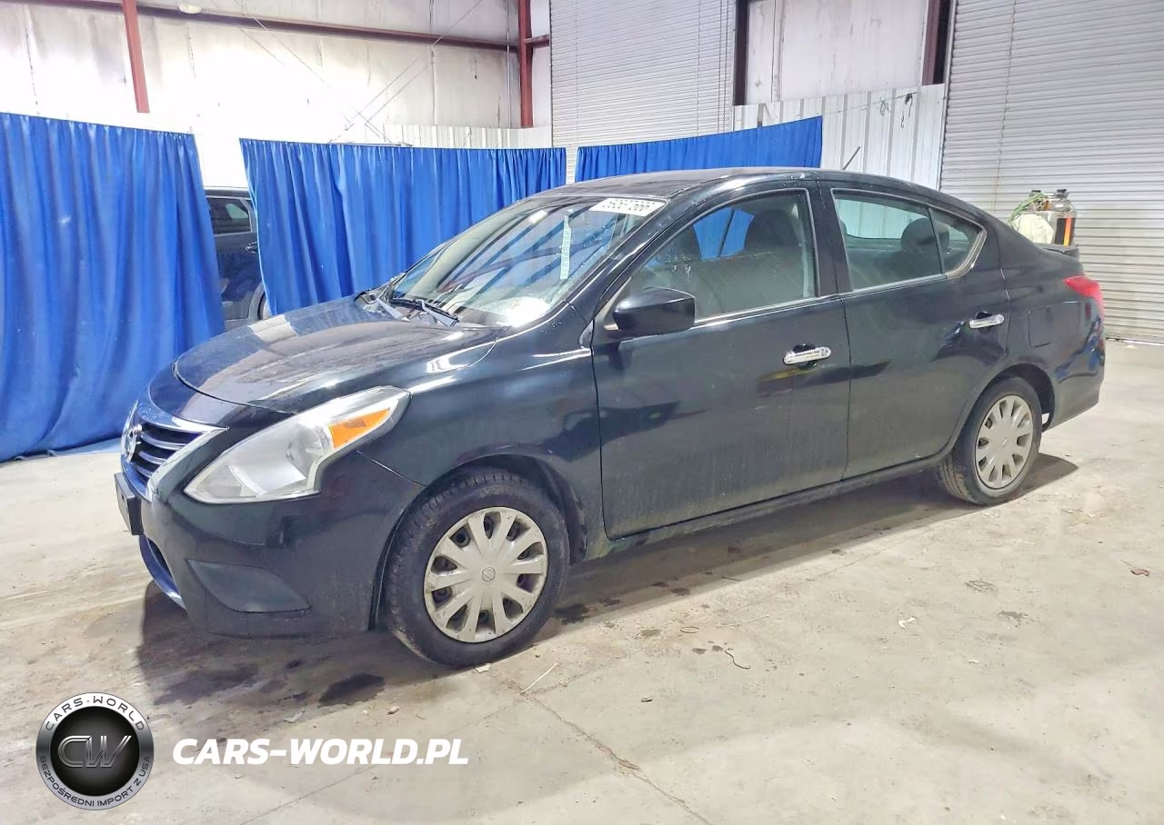 2018 Nissan Versa Sv
