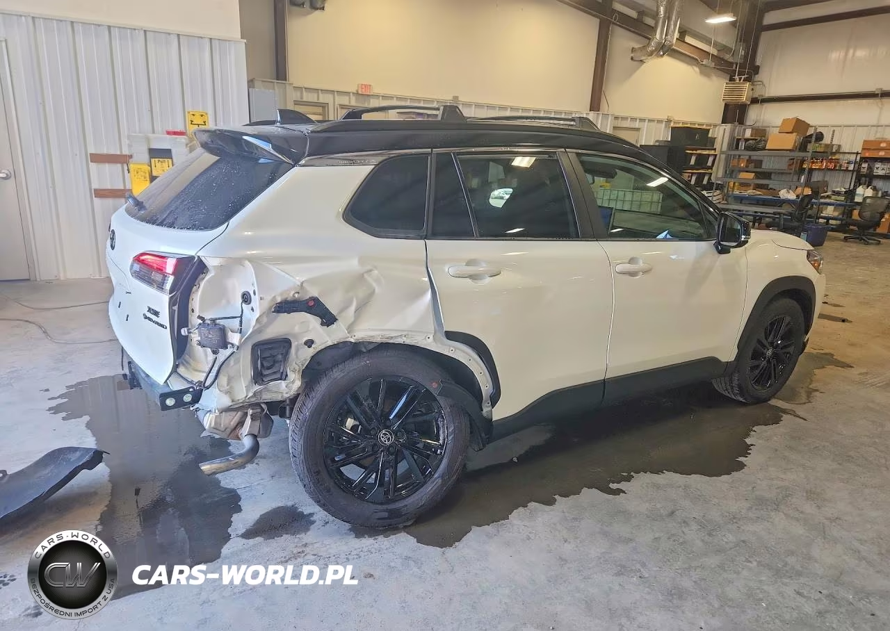 2026 Toyota Corolla Cross Hybrid Xse VIN:7MUFBABG9TV105664 - 3