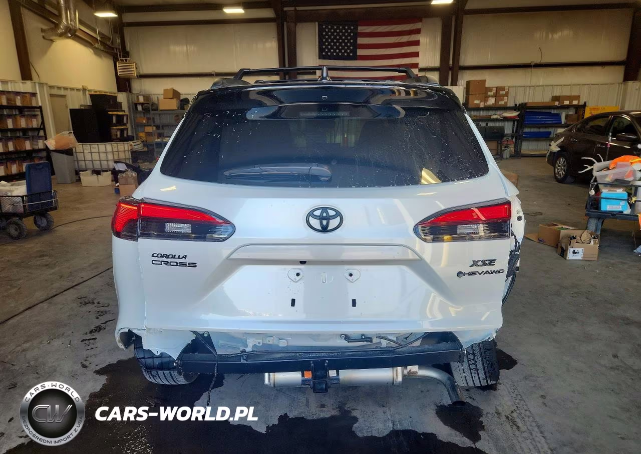 2026 Toyota Corolla Cross Hybrid Xse VIN:7MUFBABG9TV105664 - 6