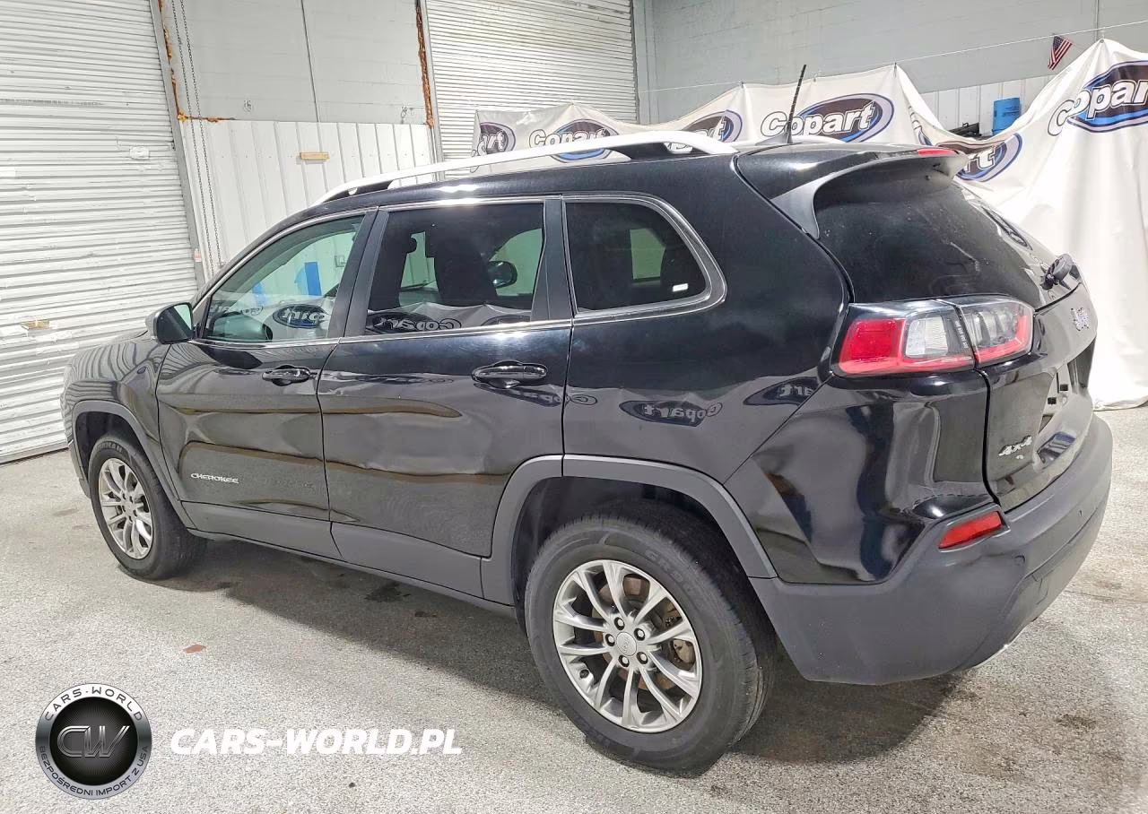 2021 Jeep Cherokee Latitude Lux VIN:1C4PJMMX6MD105683 - 2