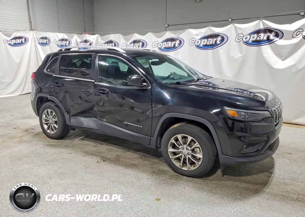 2021 Jeep Cherokee Latitude Lux VIN:1C4PJMMX6MD105683 - 4