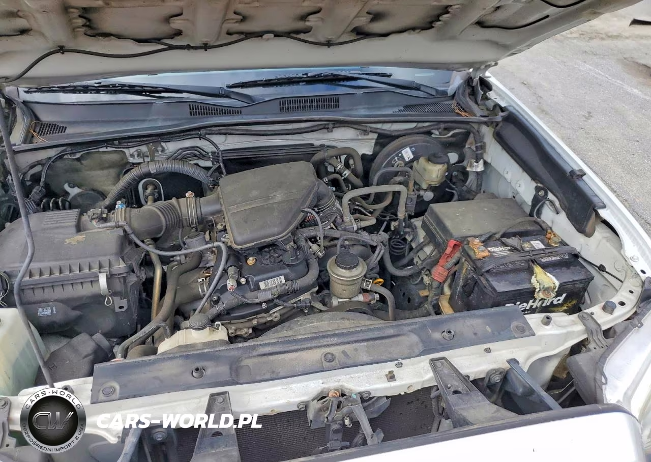 2018 Toyota Tacoma Sr VIN:5TFRX5GN5JX117759 - 11