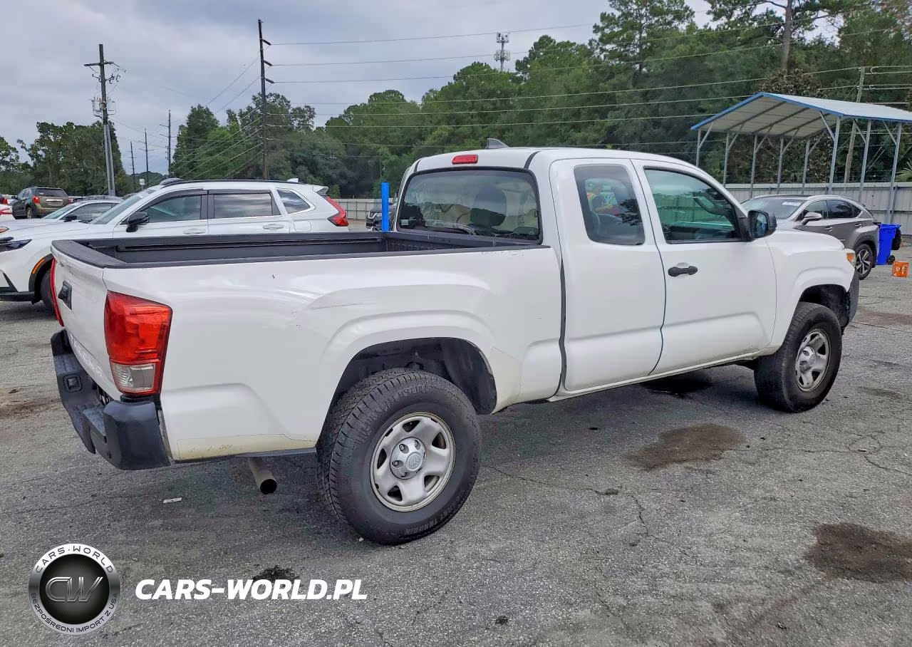 2018 Toyota Tacoma Sr VIN:5TFRX5GN5JX117759 - 3
