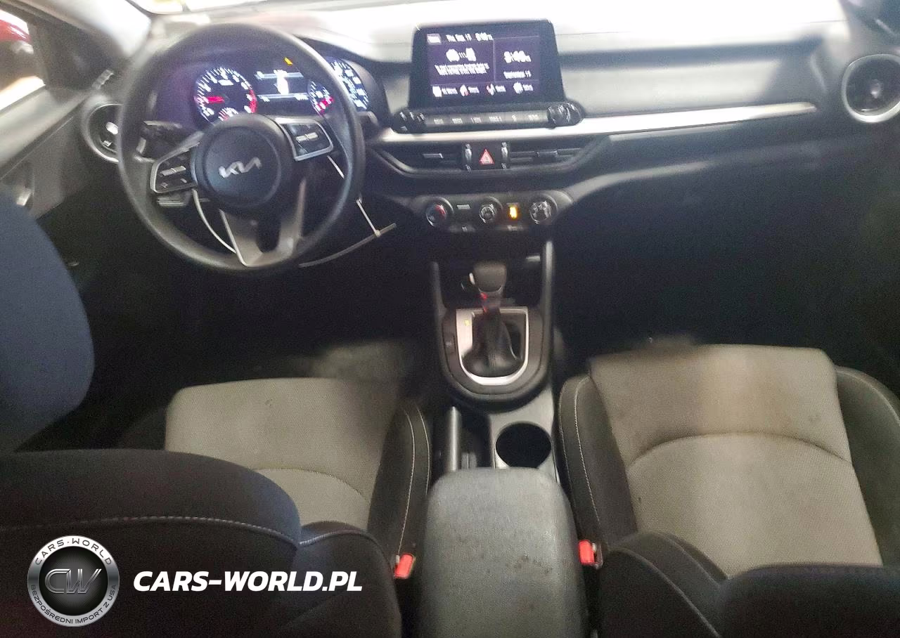 2024 Kia Forte Lxs VIN:3KPF24AD0RE745123 - 8