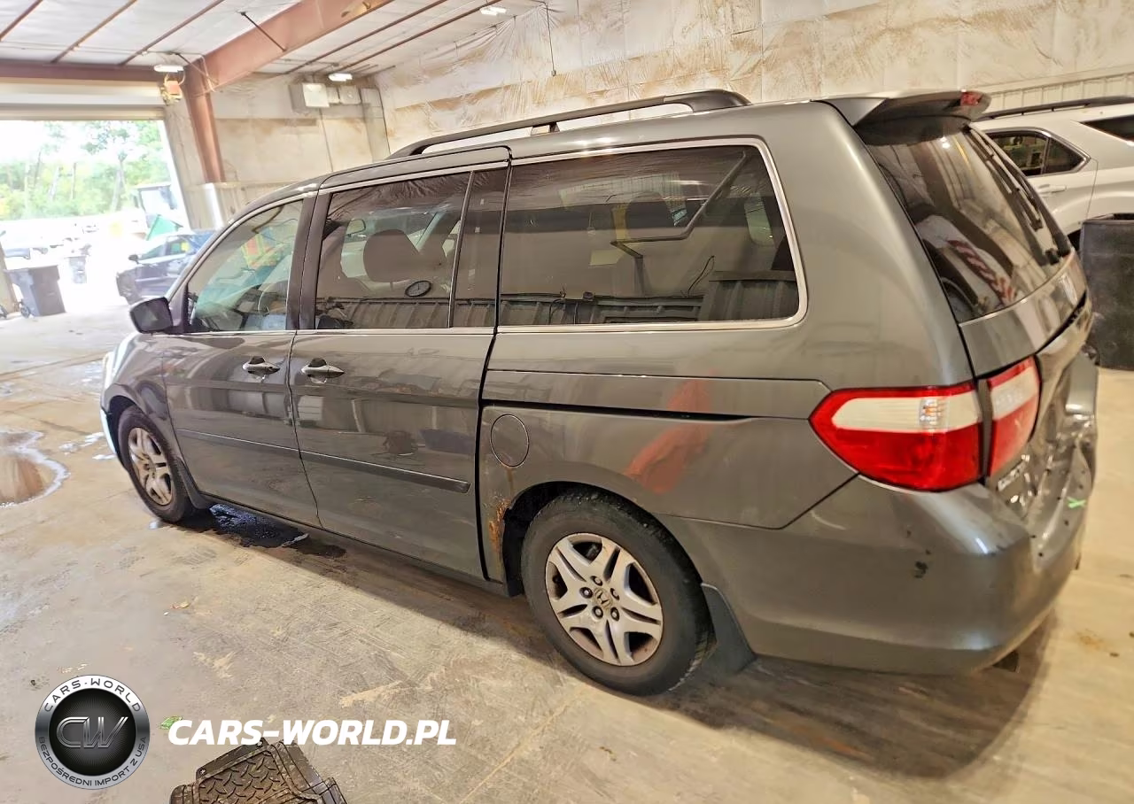 2007 Honda Odyssey Lx VIN:5FNRL382X7B096799 - 2