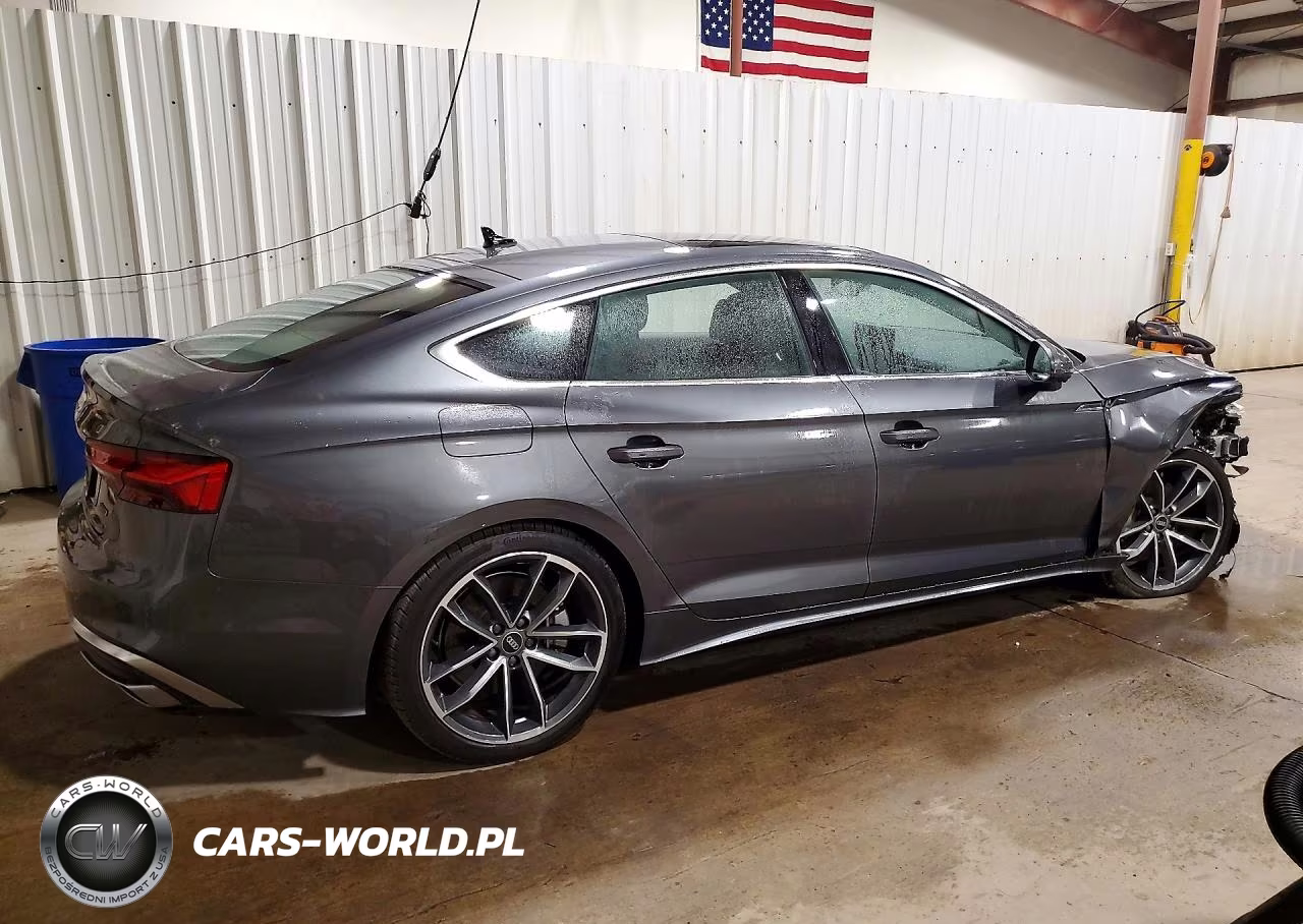 2024 Audi A5 Premium Plus 45 VIN:WAUFACF55RA114432 - 3