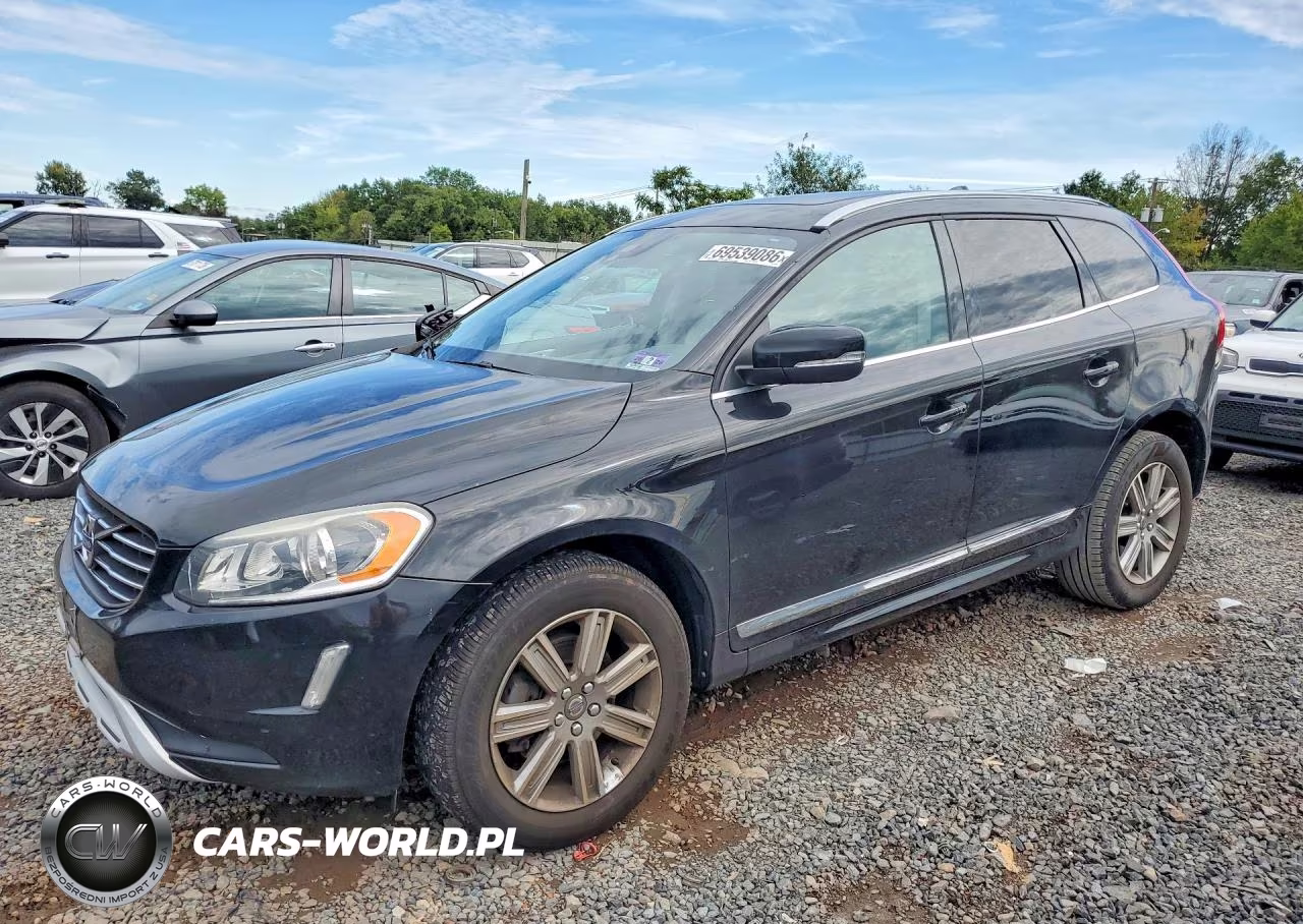 2017 Volvo Xc60 T5 Dynamic VIN:YV440MRR4H2026821 - 1