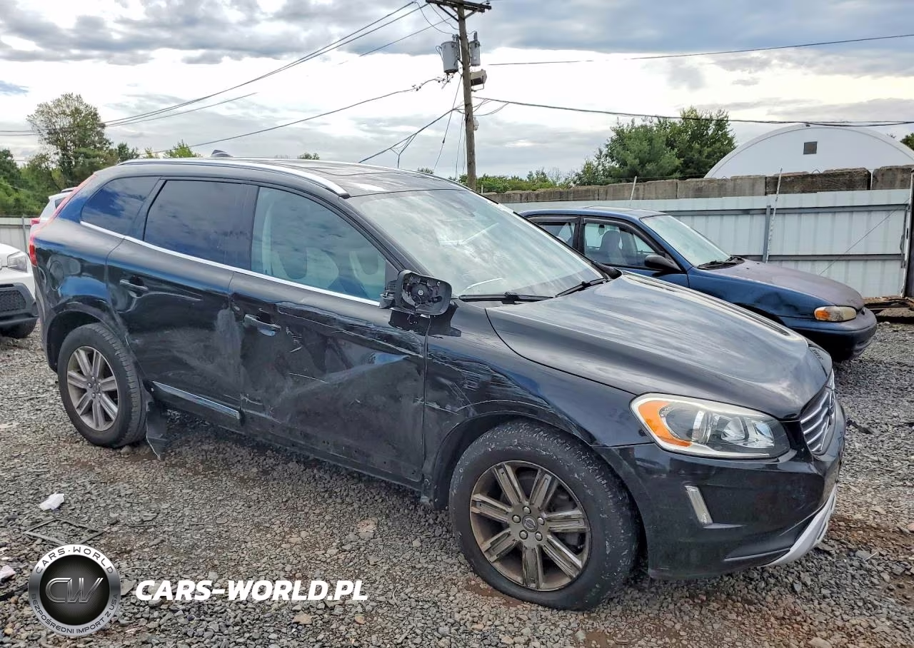 2017 Volvo Xc60 T5 Dynamic VIN:YV440MRR4H2026821 - 4