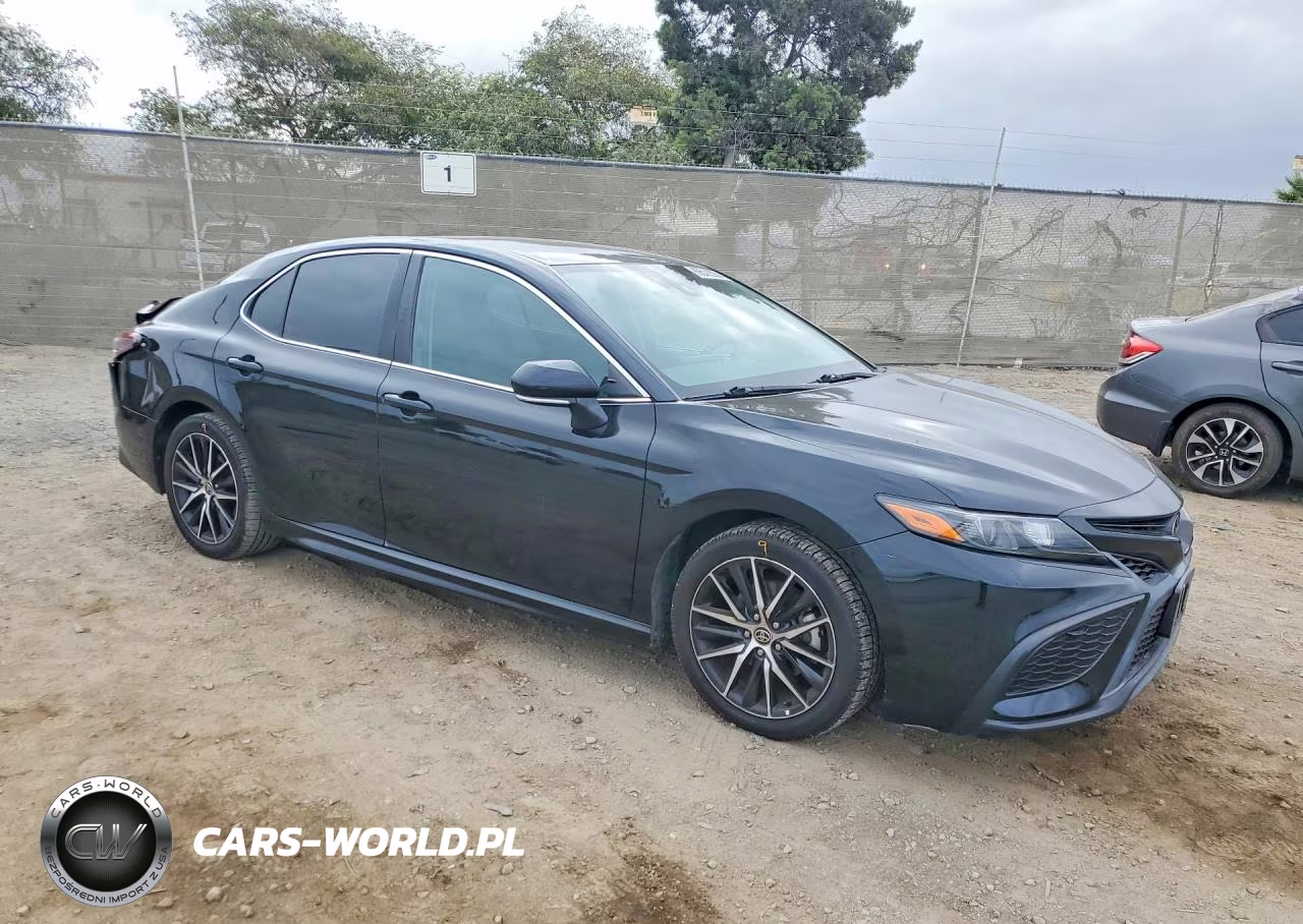 2021 Toyota Camry Se VIN:4T1G11AK8MU616329 - 4