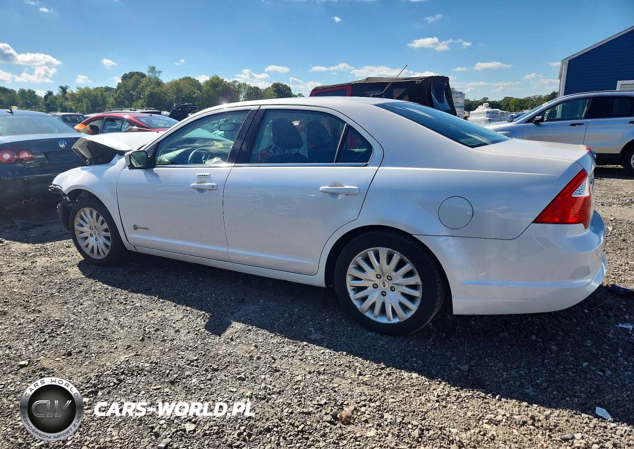 2010 Ford Fusion Hybrid VIN:3FADP0L3XAR138574 - 2