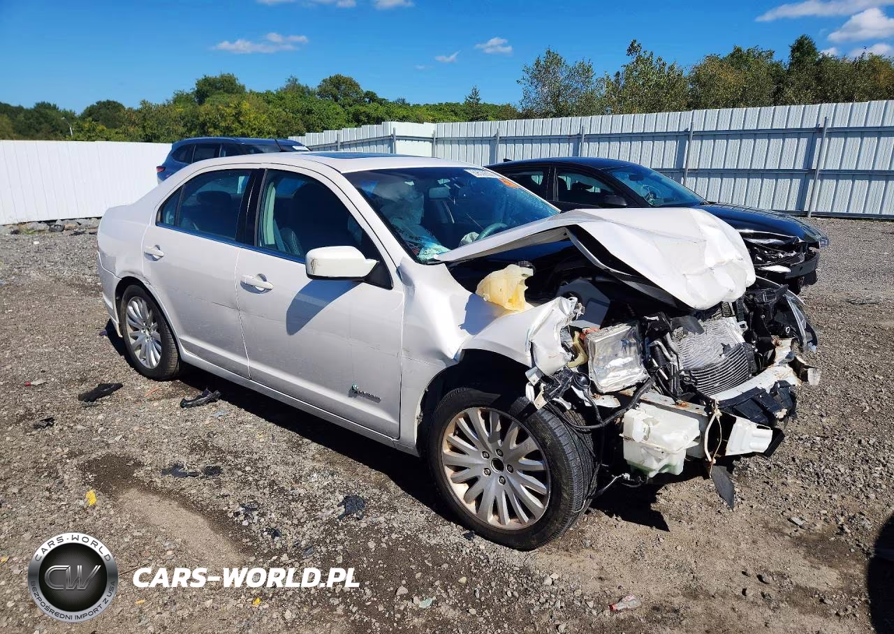 2010 Ford Fusion Hybrid VIN:3FADP0L3XAR138574 - 4