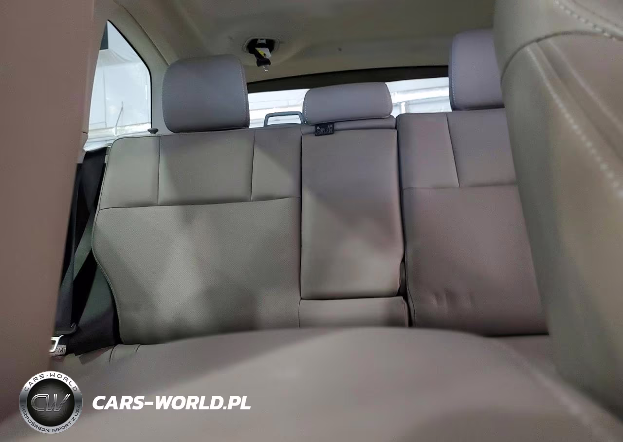 2018 Subaru Forester 2.5I Limited VIN:JF2SJARC7JH469115 - 10